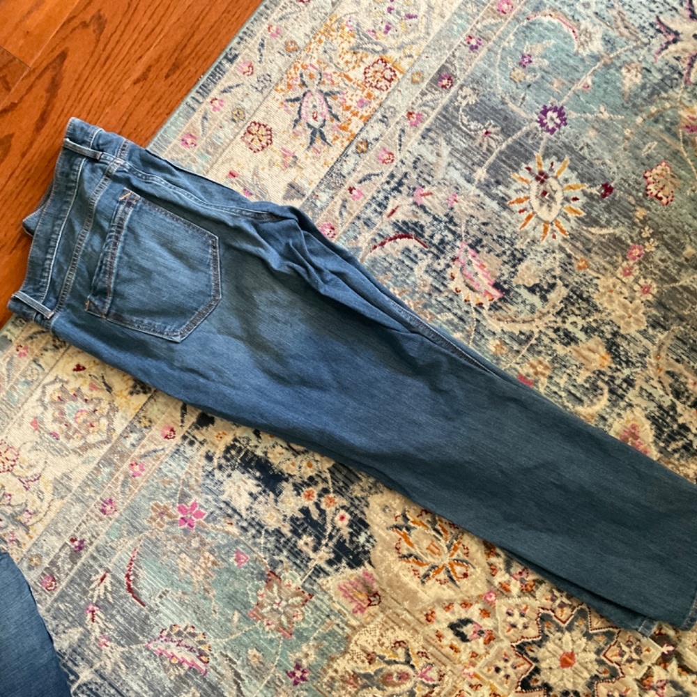 Express Jean - Picture 2 of 3